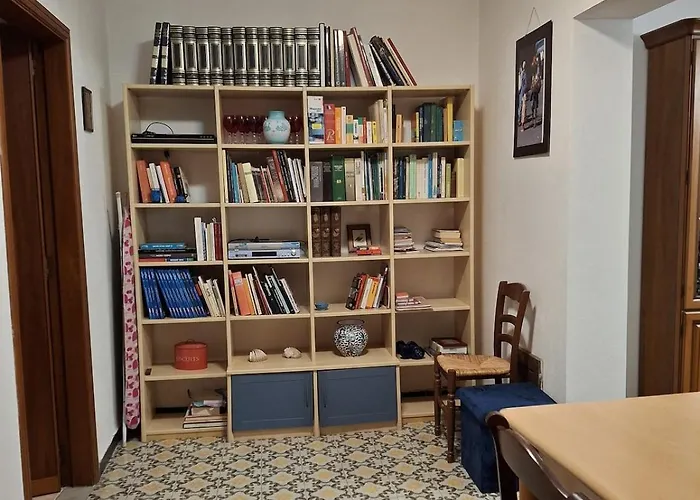 House With The Terrace And The Garden דירה
