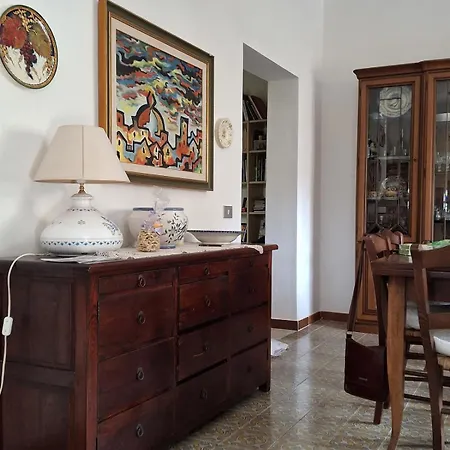 House With The Terrace And The Garden 아파트 카포텔라